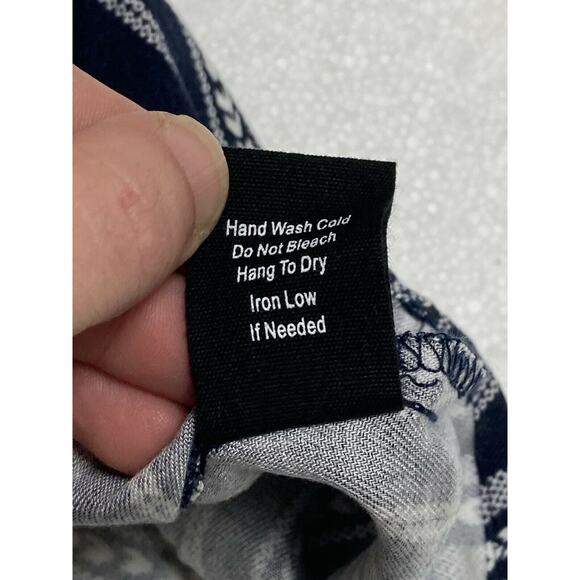 Sweet Wanderer Blue V Neck Roll Tab Sleeves Blouse Size M Medium - Picture 5 of 5